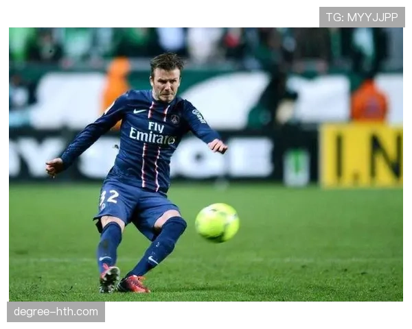 法马防线固若金汤:新战术体系显著提升球队防守稳定性 法马防线固若金汤:新战术体系显著提升球队防守稳定性