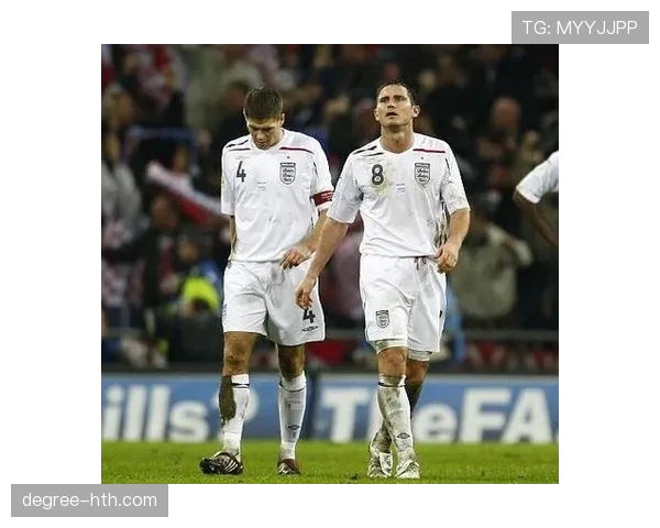 杰拉德与兰帕德:后插进攻分化,球权集中度与强强对话贡献偏移 杰拉德与兰帕德:后插进攻分化,球权集中度与强强对话贡献偏移