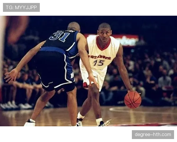 阿泰斯特强化防守干扰三分，显著拉开对勇士防线差距